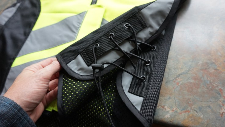 Adjustable elastic cord